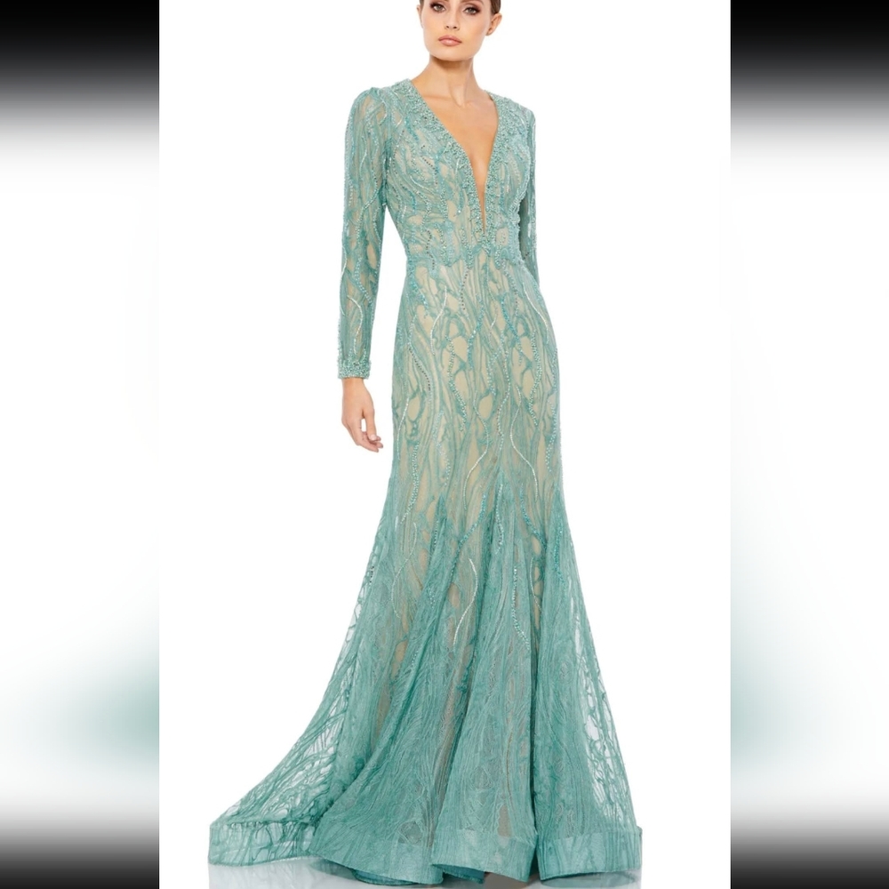 Mac Duggal dress gown